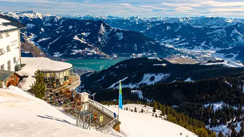 Un hotel de lujo en los Alpes Suizos es el escenario de la nueva novela de Joël Dicker.