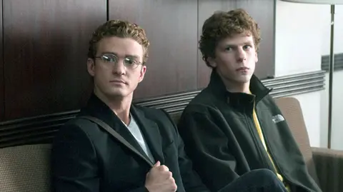 Justin Timberlake y Jesse Heisenberg en una escena de La red social