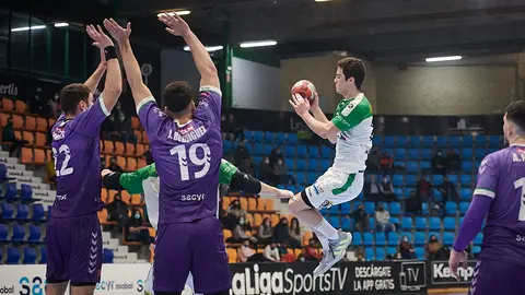 El Anaitasuna se enfrenta al Guadalajara en Pamplona. PABLO LASAOSA