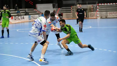 Partido de la liga Asobal entre el CB Cisne y Anaitasuna en Pontevedra. @ClubCisneBalonm