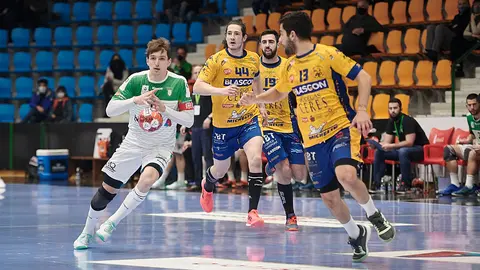 El Anaitasuna se enfrenta al Villa de Aranda en Pamplona. PABLO LASAOSA