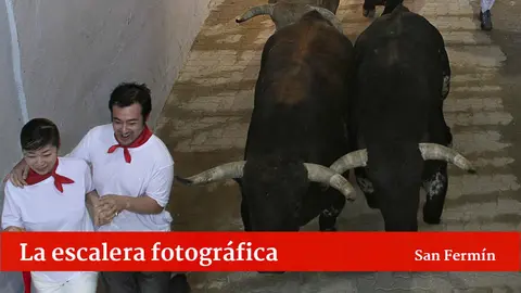 (12/07/2005) Callejón de entrada a la plaza de toros (Foto David Artigas, cortesía del autor)