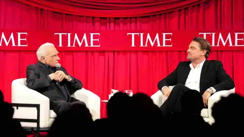 Martin Scorsese y DiCaprio celebrando que el segundo ha sido galardonado como artista del a&ntilde;o por la revista Time (1)