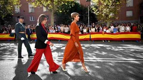 Mar&iacute;a Chivite en el desfile del 12-O de la Guardia Civil. PABLO LASAOSA