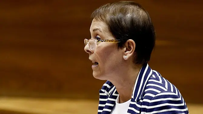Uxue Barkos en el Parlamento de Navarra