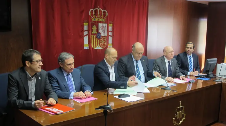 Firma de acuerdo entre TSJN y Tribunal Laboral