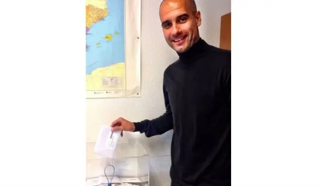 Guardiola votando a las elecciones catalanas desde Múnich. (EUROPA PRESS)
