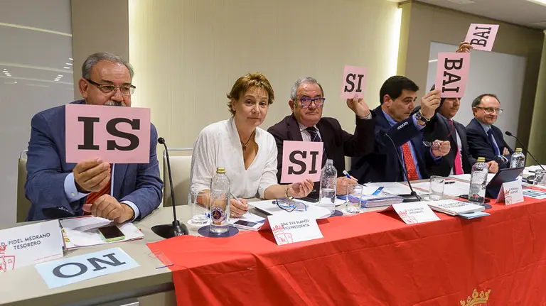 Asamblea de Osasuna PABLO LASAOSA_1 (5)