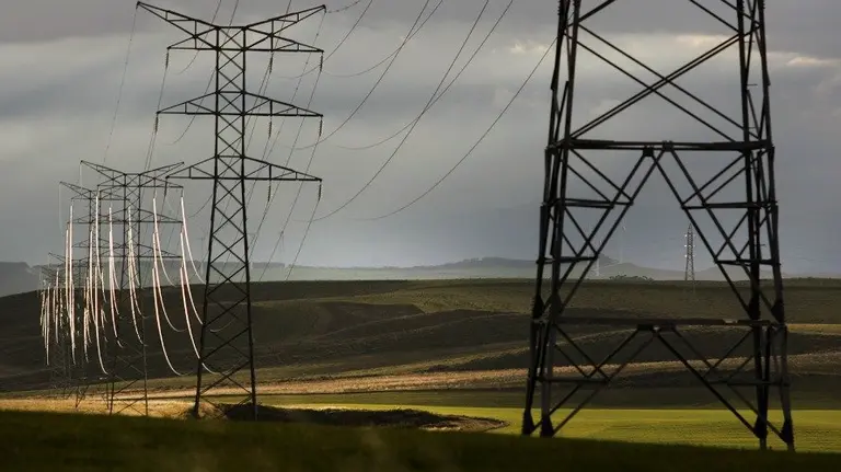 Red el&eacute;ctrica en Navarra. ARCHIVO