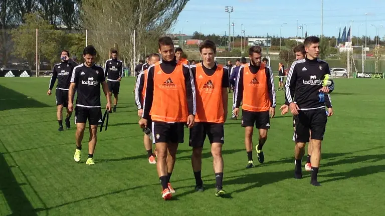 Los jugadores de Osasuna, en Tajonar.