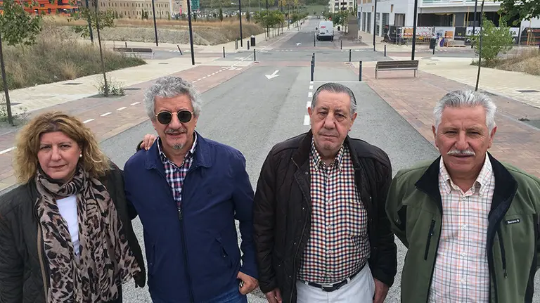 De izquierda a derecha María del Carmen, Pedro, Francisco y Juan José.