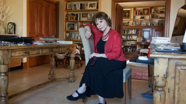 Isabel Allende.