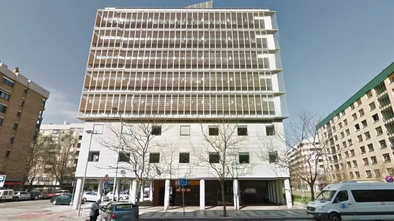 Residencia Carmen Aldave.