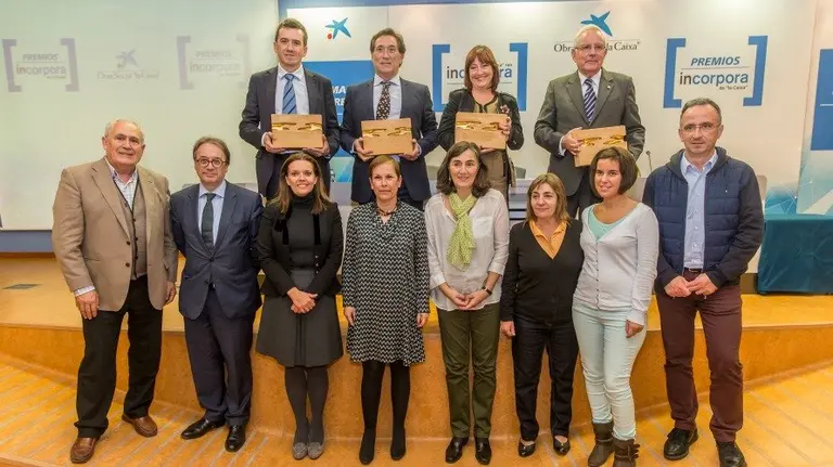 Incorpora grupo premiados.