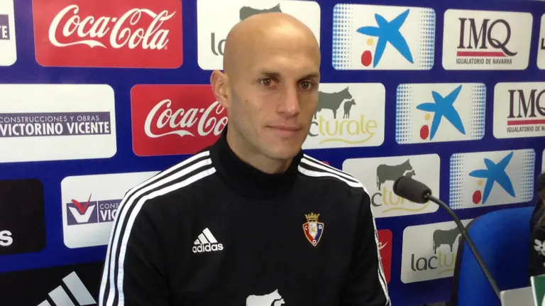 Nauzet (Osasuna) en rueda de prensa.