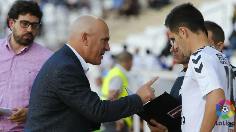 Luis César Sampedro entrena al Albacete. Foto LFP.