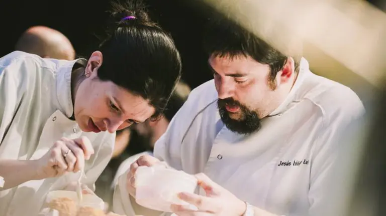 Jesús Iñigo Luri y Nerea Sistiaga, del bar restaurante Ábaco (Huarte). CAMPEONATO HONDARRIBIA