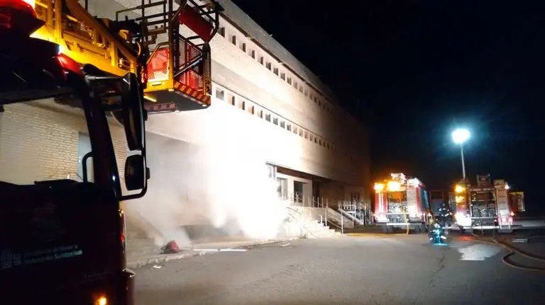 hotel-los-abetos-valtierra