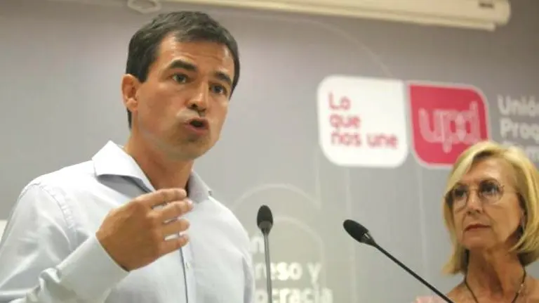 Andrés Herzog y Rosa Díez. EFE