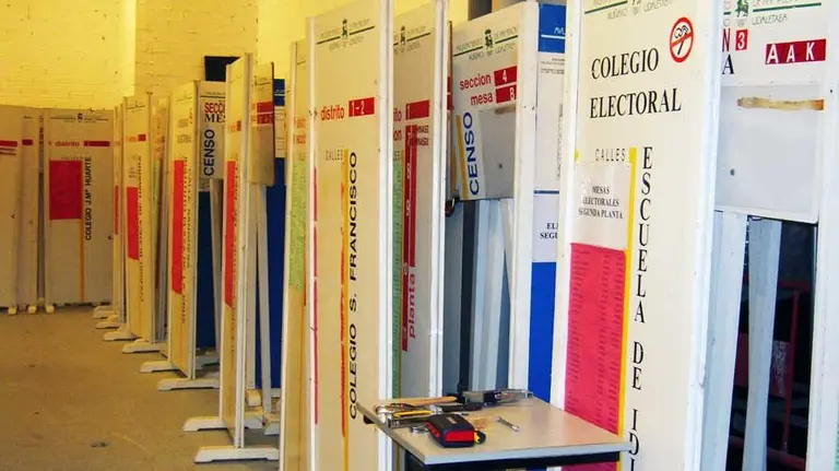 colegios_electorales_soportes