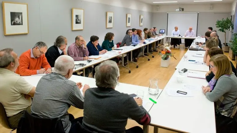 Sesión plenaria del Consejo Escolar.