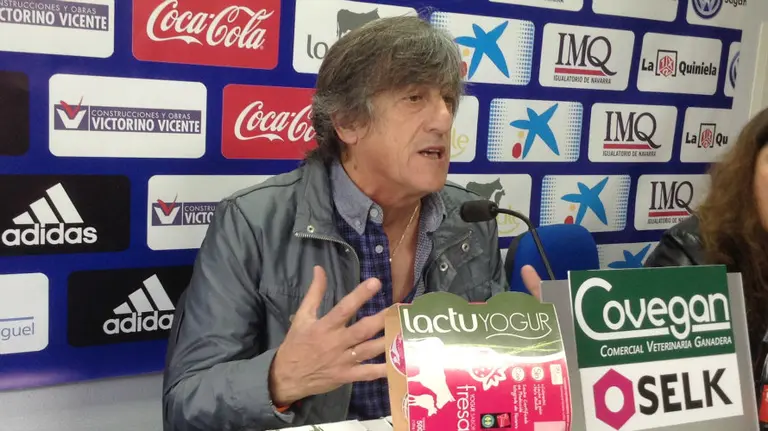 Martín Monreal en rueda de prensa.