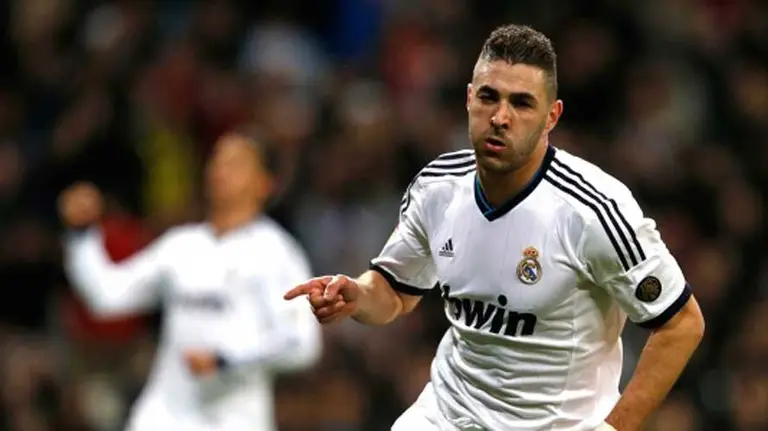 Benzema es delantero del Real Madrid. Efe