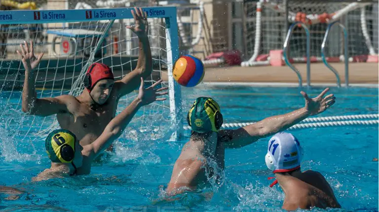 Una gran defensa le dio la victoria al WP Navarra en Molins de Rei. Foto Atelier Photo.cat