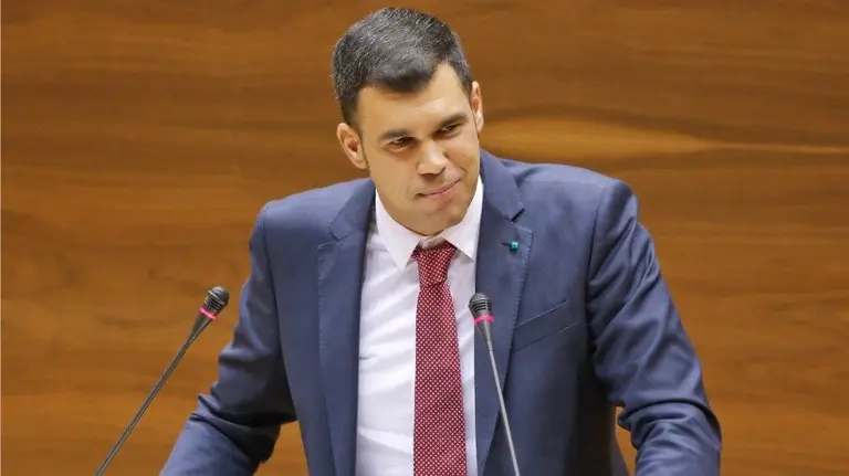 Javier García, parlamentario del PPN.