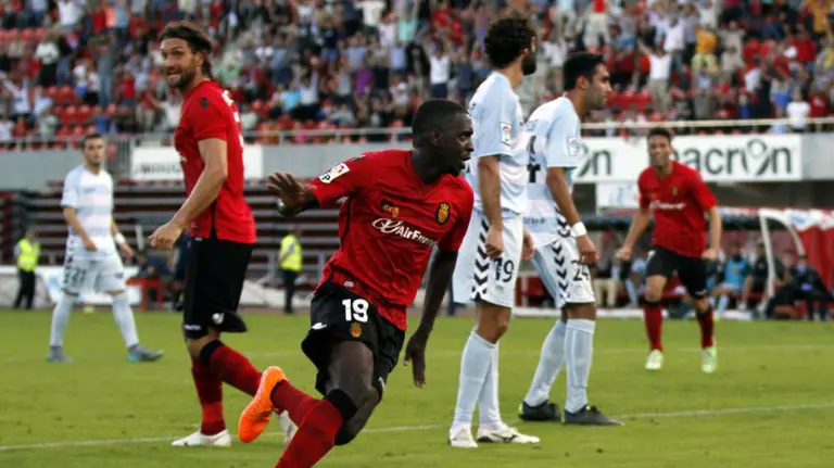 Los jugadores del Mallorca celebran un gol. Foto LFP.