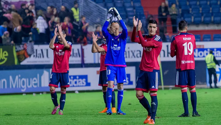 Partido Osasuna-Mallorca (2-1) disputado en El Sadar. IÑIGO ALZUGARAY. -48