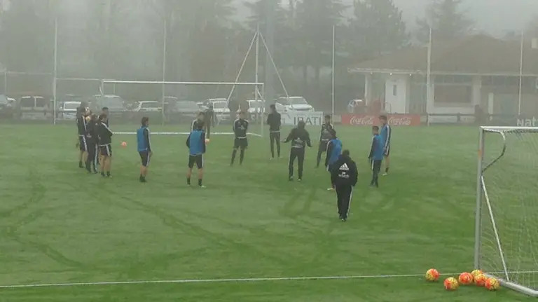 Entrenamiento con niebla en Tajonar.