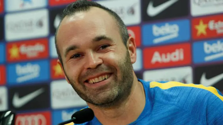 Andrés Iniesta es jugador del FC Barcelona. Efe.