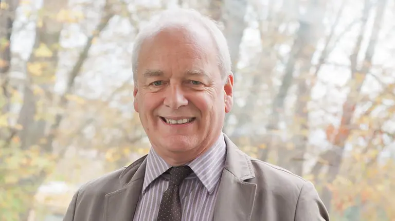 simoncroft-unav-parasitos