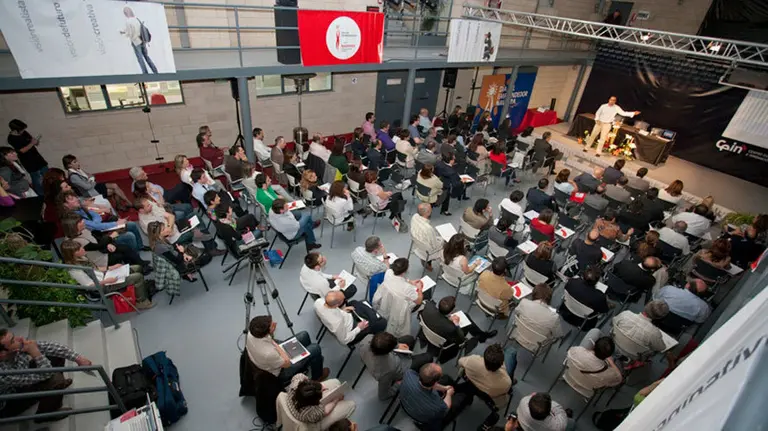 Interior de Cein en Pamplona.