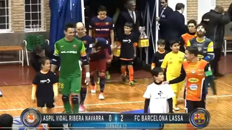 Partido Aspil Vidal - Barcelona (0-2).