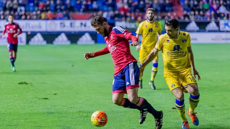 Partido entre C.A. Osasuna y A.D. Alcorcón (1-2), celebrado en El Sadar. IÑIGO ALZUGARAY. -3