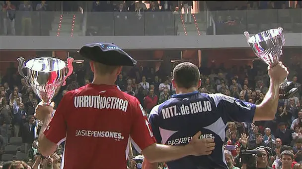 Urrutikoetxea se impone a Irujo.