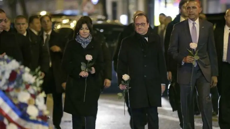 Hollande y Obama acuden al Bataclan. EFE.