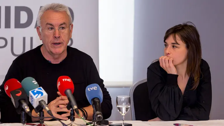 Acto de Unidad Popular con la presencia de Cayo Lara, Begoña Alfaro, Iñaki Bernal, Ioseba Eceolaza y Gregorio Ojer. IÑIGO ALZUGARAY (11)