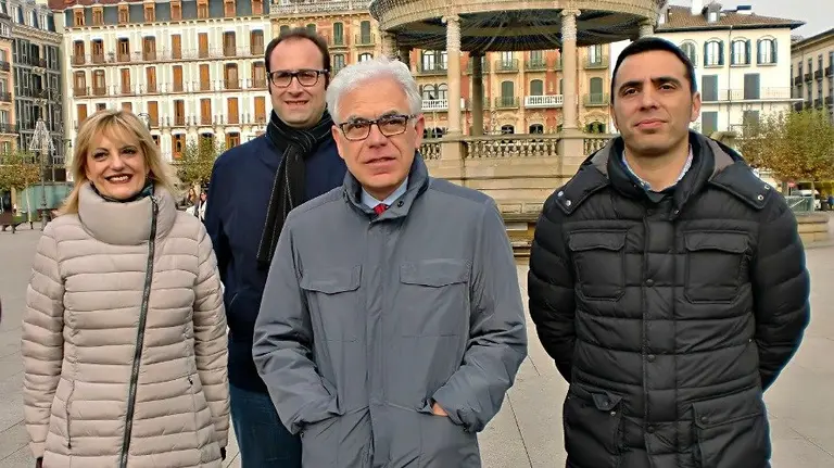 Jesús Mari Fernández junto a otros miembros de PSN.