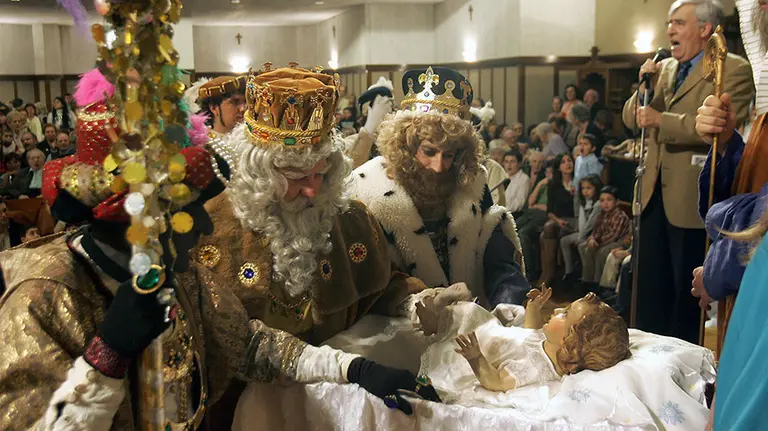 VISITA DE REYES MAGOS A LA MECA