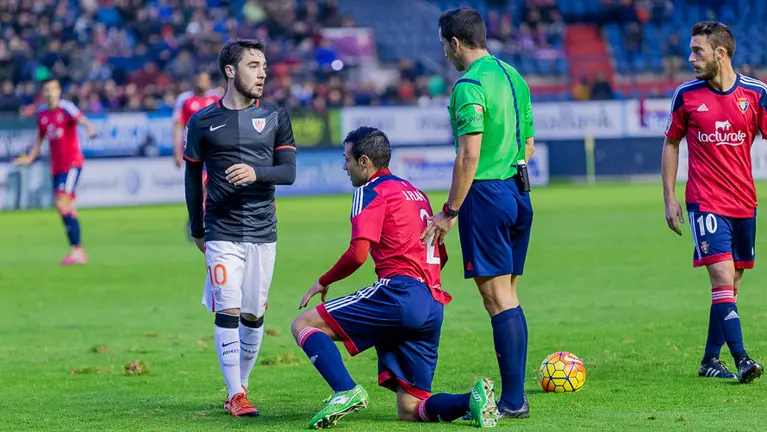 Partido de Liga Adelante entre Club Atlético Osasuna y Bilbao Athletic (1-1). IÑIGO ALZUGARAY (12)