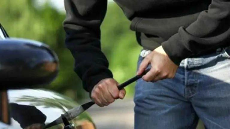 Intento de robo de un coche. EFE