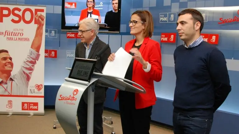 Rueda de prensa del PSN con María Chivite.