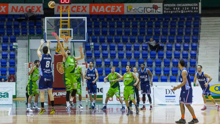 Partido entre Planasa Navarra y Club Melilla Baloncesto.(13). IÑIGO ALZUGARAY