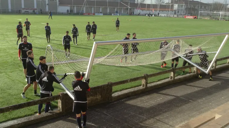 Jugadores de Osasuna en Tajonar.