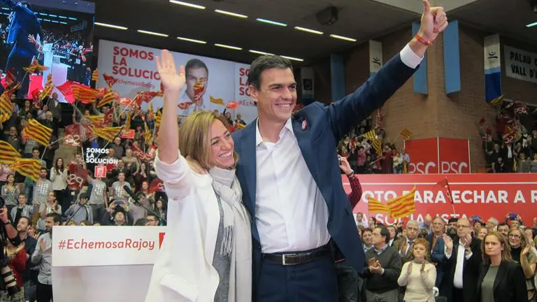 Carme Chacón y edro Sánchez. EP.