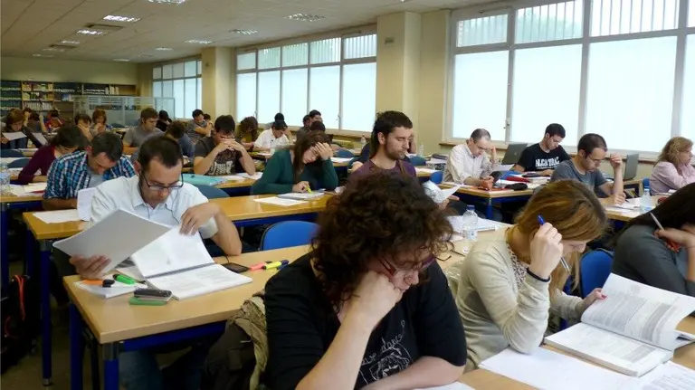 Biblioteca UNED Pamplona.