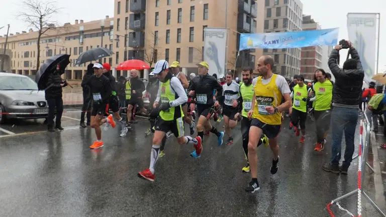 Salida de la San Silvestre de Artica en 2014.